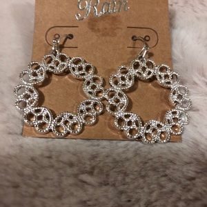 Women’s Fashion Earrings
